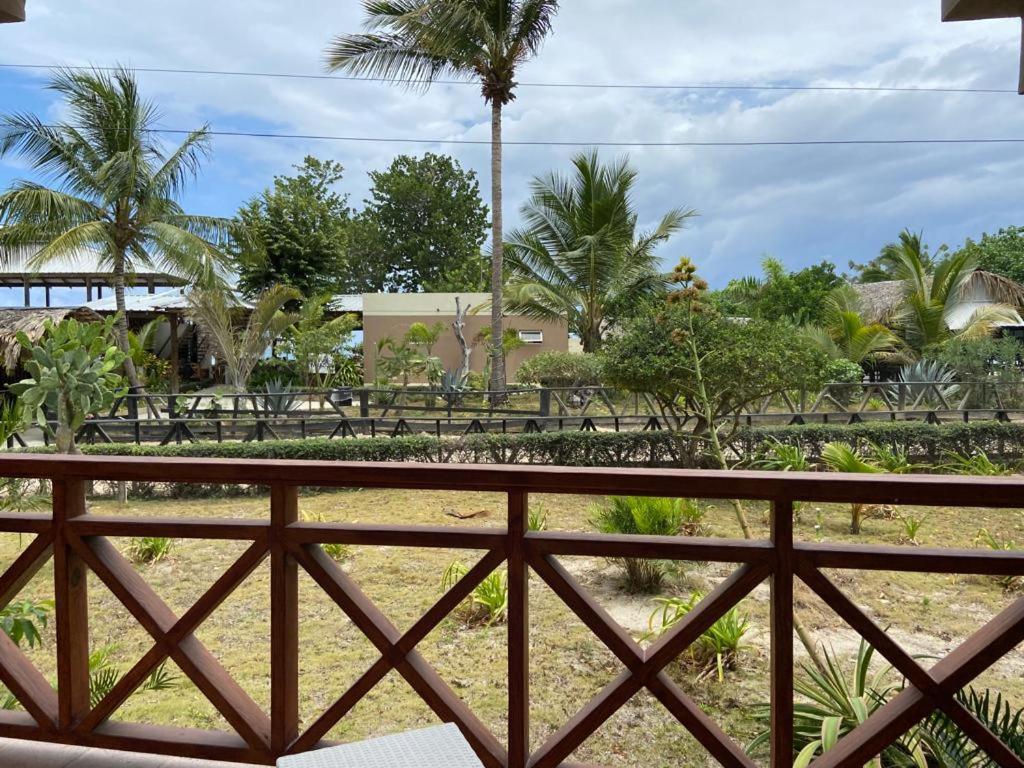 Paradise Island Beach Resort Punta Rucia Eksteriør bilde