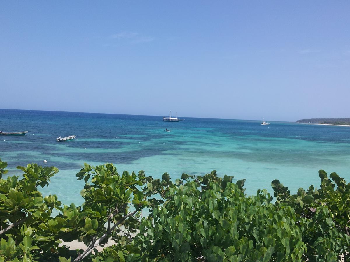Paradise Island Beach Resort Punta Rucia Eksteriør bilde